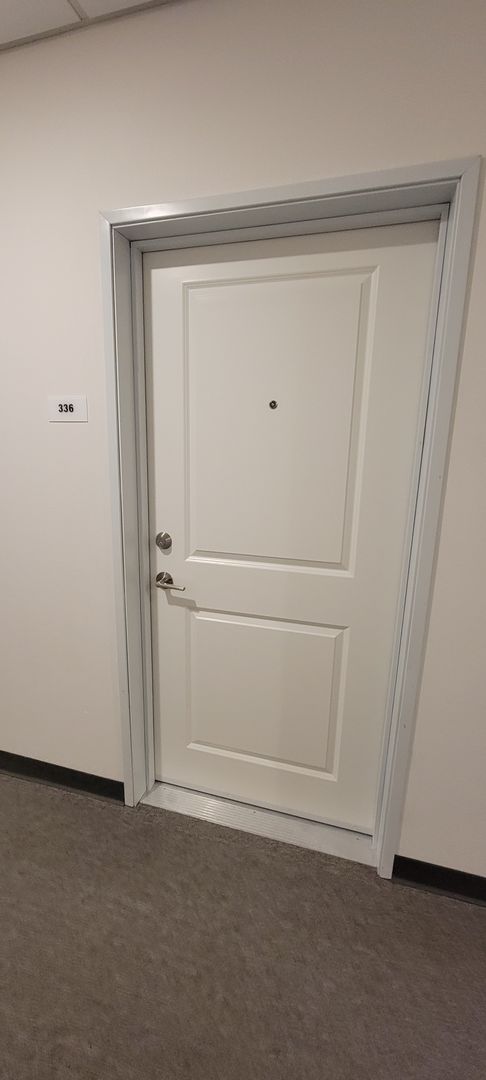 3 beds, 2 baths, 1,344 sqft, $1,665, Unit 336
