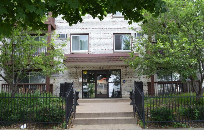 1 bed, 1 bath, 550 sqft, $1,175, Unit 311