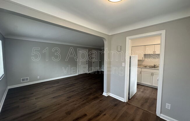 1649 ANITA PL