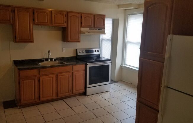 1 bed, 1 bath, 1,000 sqft, $1,100