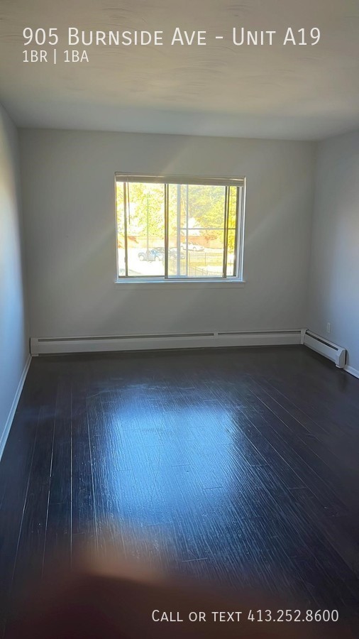 905 Burnside Ave