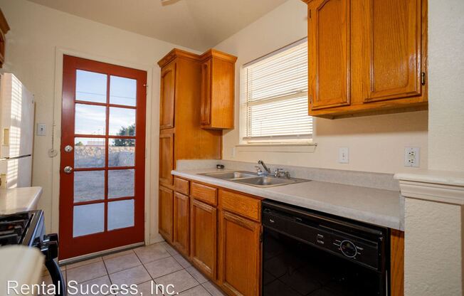 11808 Kings Arm Court