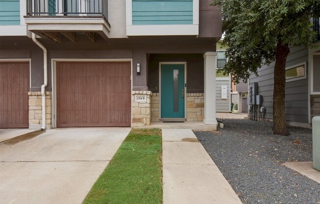1504 LORRAINE LOOP