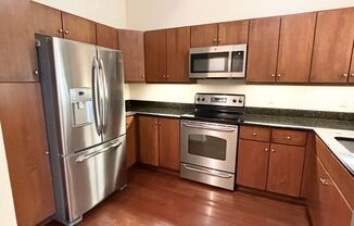 2 beds, 2 baths, $1,950, Unit # 320