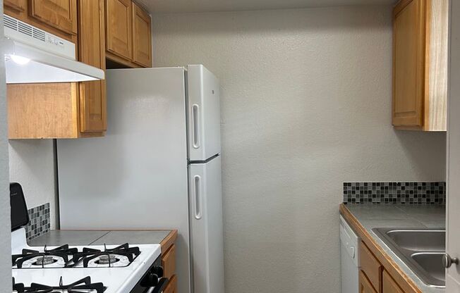 Studio, 1 bath, 400 sqft, $1,014, Unit ABB-2-107