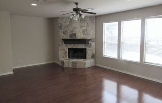 3 beds, 2.5 baths, $2,645