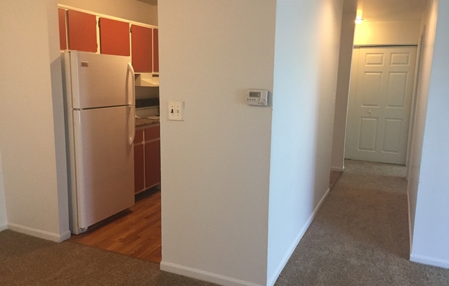 2 beds, 1 bath, 950 sqft, $1,245, Unit #311