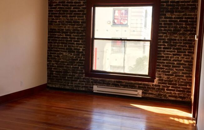 Studio, 1 bath, 400 sqft, $1,425, Unit I315