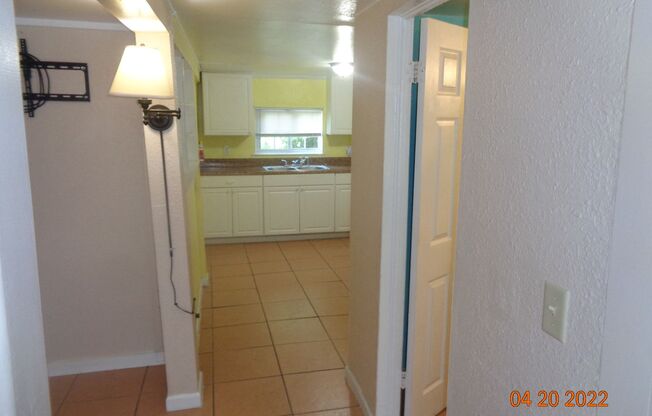 1 bed, 1 bath, $995, Unit Unit 1