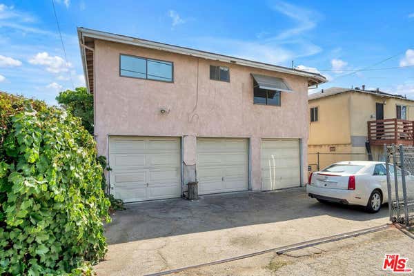 2 beds, 1 bath, 677 sqft, $2,600