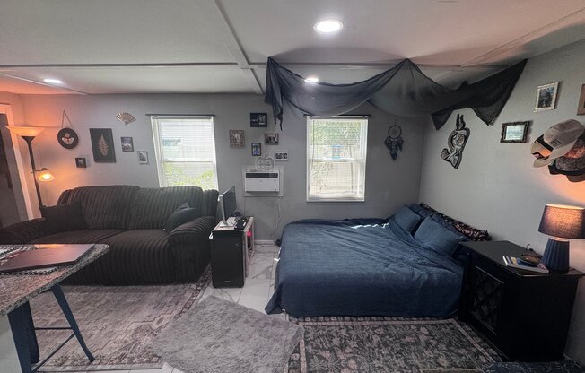 508 1/2 12 AVE N