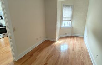 1 bed, 1 bath, 500 sqft, $1,550, Unit B-105