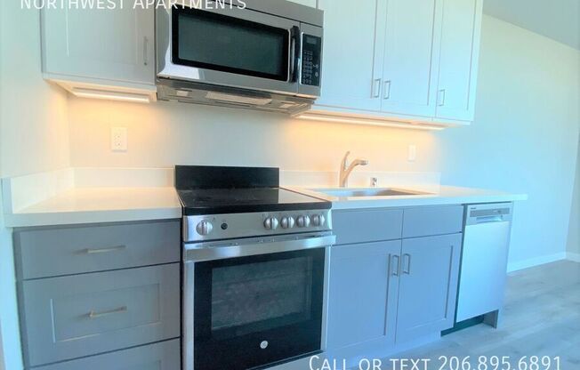 5521 15 AVE NE
