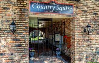 2503 MCCUE RD