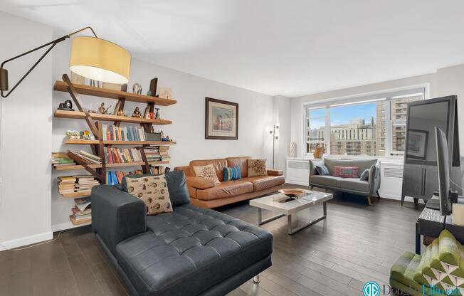 1270 5th Ave Apt 4G