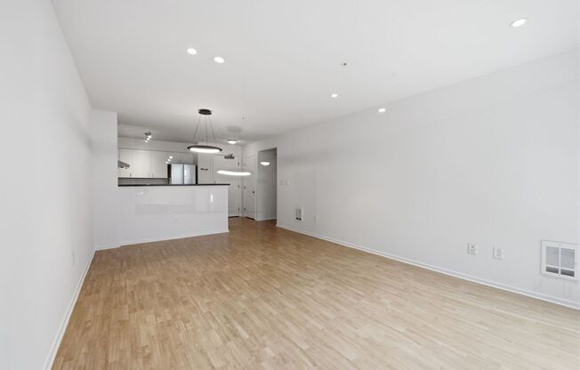 8100 OCEAVIEW TERRACE