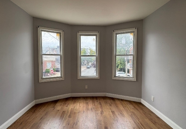 64 LOGAN AVE