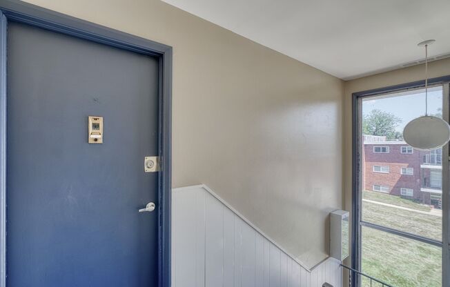 Hallways-Apartment Entrance