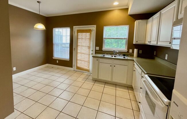 2 Bedroom / 2.5 Bath Condo  Johnson City, TN