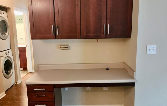 1 bed, 1 bath, $1,700