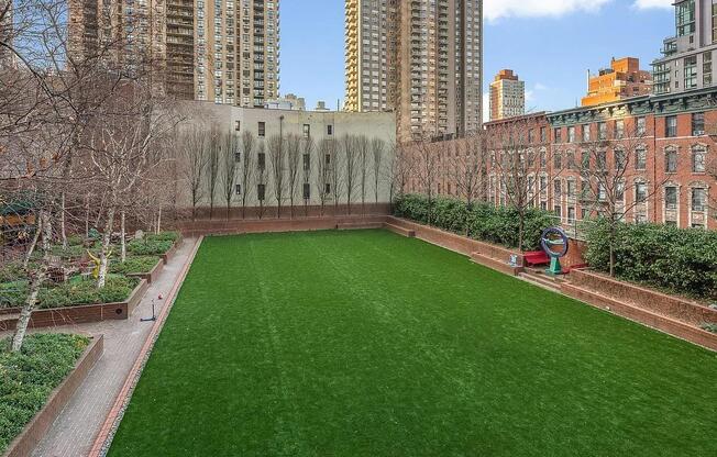 3 beds, 2.5 baths, 1,883 sqft, $17,000, Unit 35D