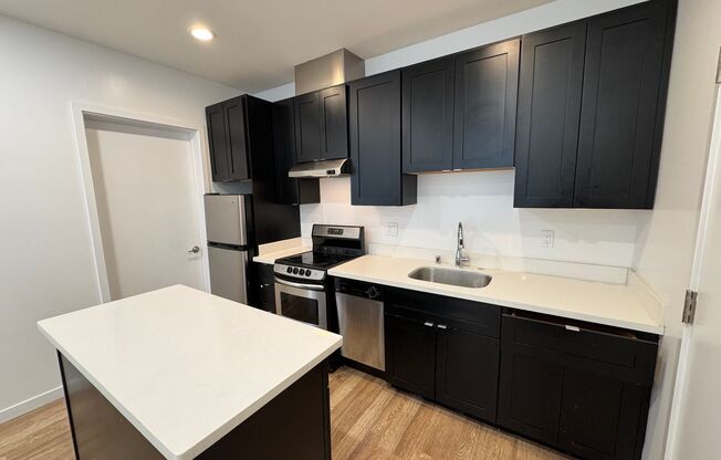 1 bed, 1 bath, 416 sqft, $2,700, Unit 280-208