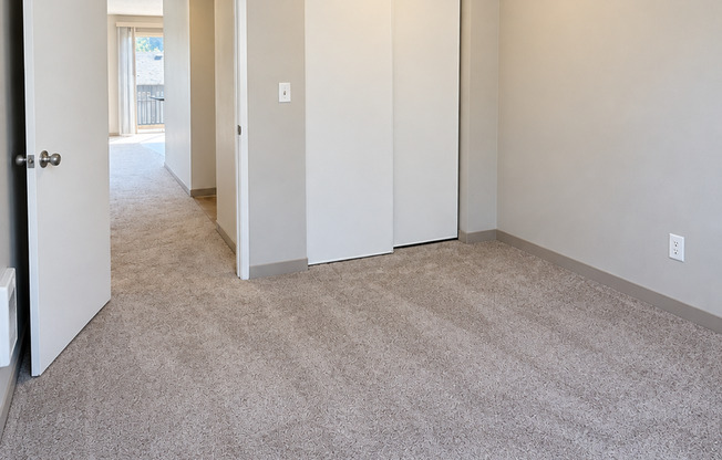2 beds, 2 baths, 1,070 sqft, $1,675, Unit 16-203