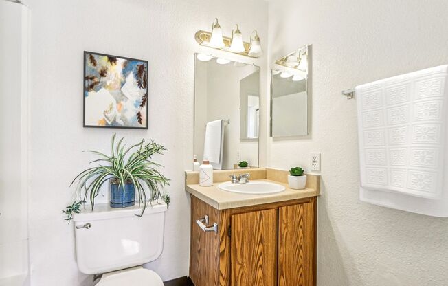 1 bed, 1 bath, 607 sqft, $1,199, Unit 1080