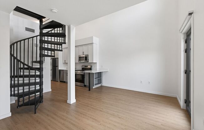 1 bed, 1 bath, 568 sqft, $1,565, Unit 407