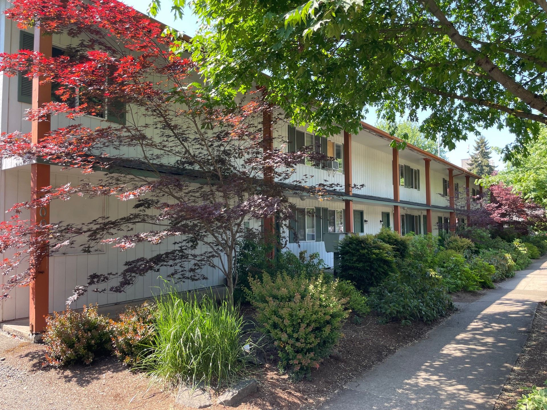 2 Bedroom / 1 Bath - Pet Friendly & in the Whitaker Neighborhood