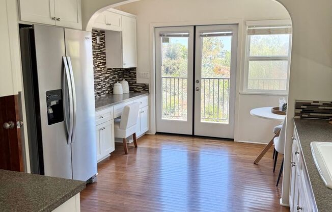 3560 64 SYDNEY PL