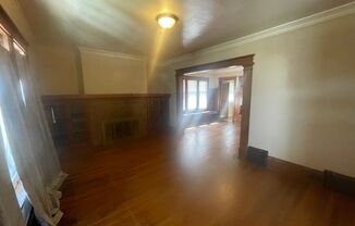 3 beds, 1 bath, $1,395