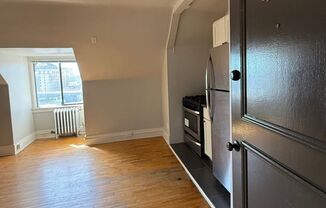 Studio, 1 bath, 209 sqft, $1,025, Unit 402