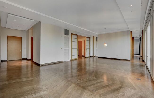 2 beds, 2.5 baths, $16,500