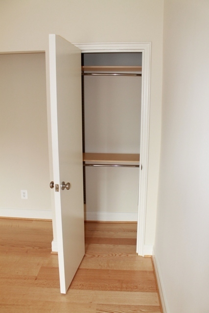 1 bed, 1 bath, 700 sqft, $2,500, Unit 600
