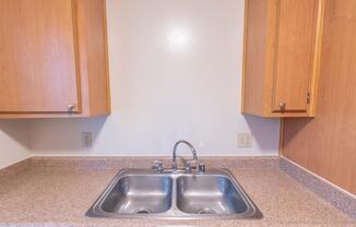 2 beds, 1 bath, 816 sqft, $1,550