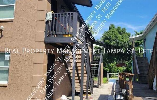 8429 N 39 ST