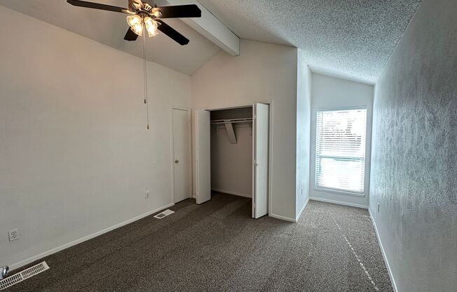 2 beds, 1.5 baths, $1,200, Unit APARTMENT 505