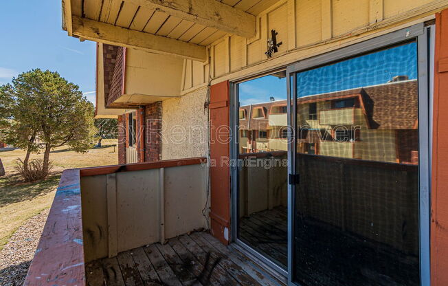 2 beds, 1 bath, 813 sqft, $1,325, Unit 6208