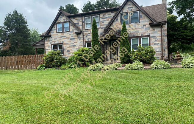 Beautiful 3 Bedroom 2000+ Sq Ft Home in Dover School District