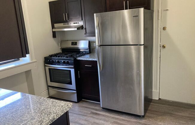 2 beds, 1 bath, 764 sqft, $1,649, Unit 1301-51