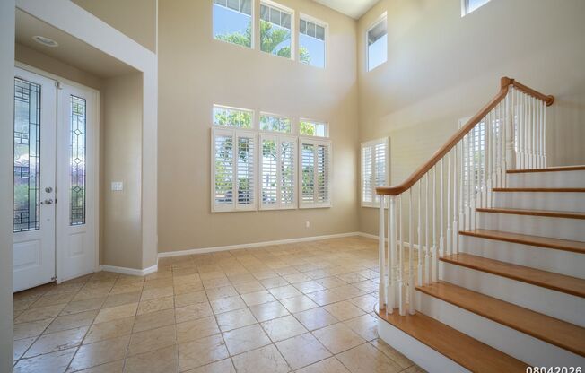 5 Bed 4 Bath in Ocean Pointe