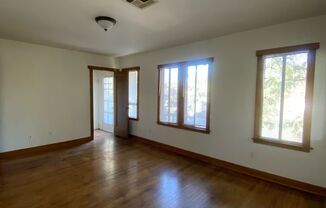 1 bed, 1 bath, $1,040, Unit A