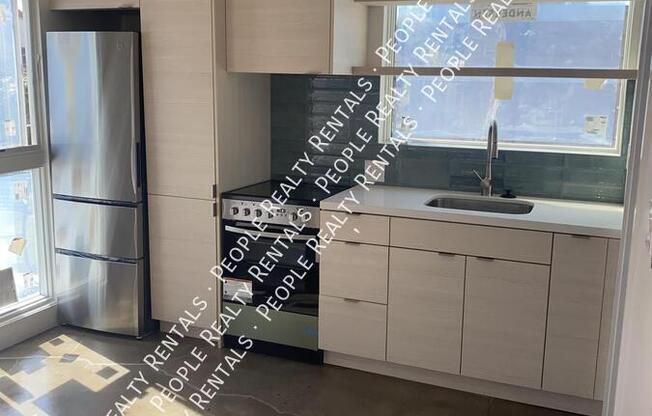 1504 ALTA VIS DR