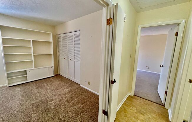 Adorable Two Bedroom Bloomington Condo