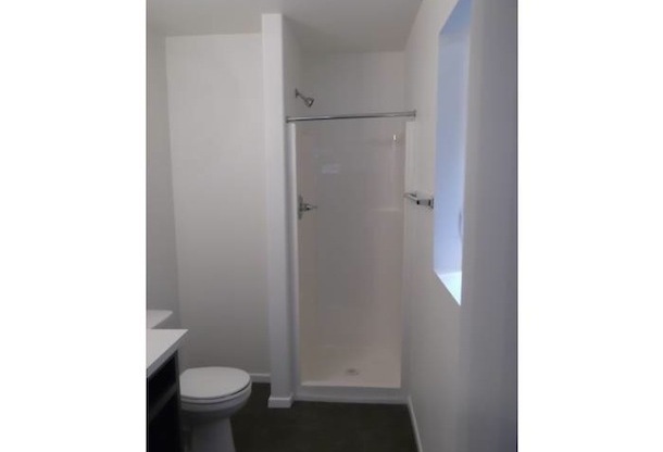 3 beds, 3 baths, $4,095, Unit 1296