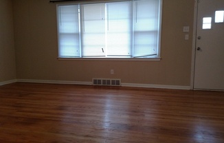 3 beds, 2 baths, $1,495