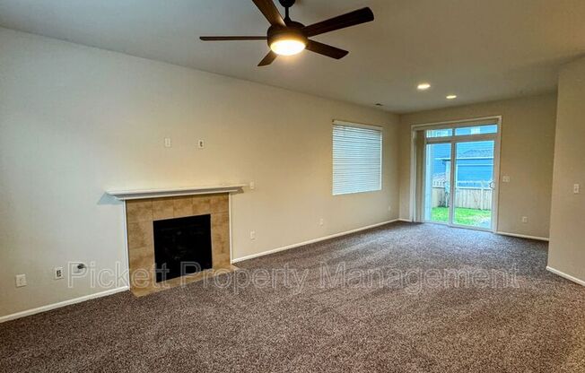 4709 STRATHMORE CIR SW