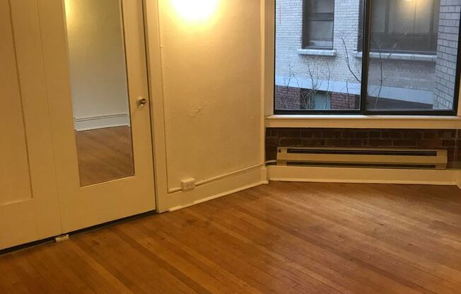 Studio, 1 bath, 378 sqft, $1,475, Unit 607