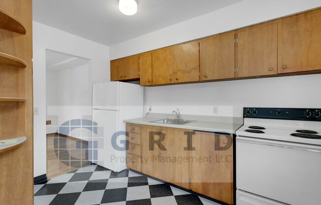 GPM650 - 7606-7618 NE Everett St (T1)